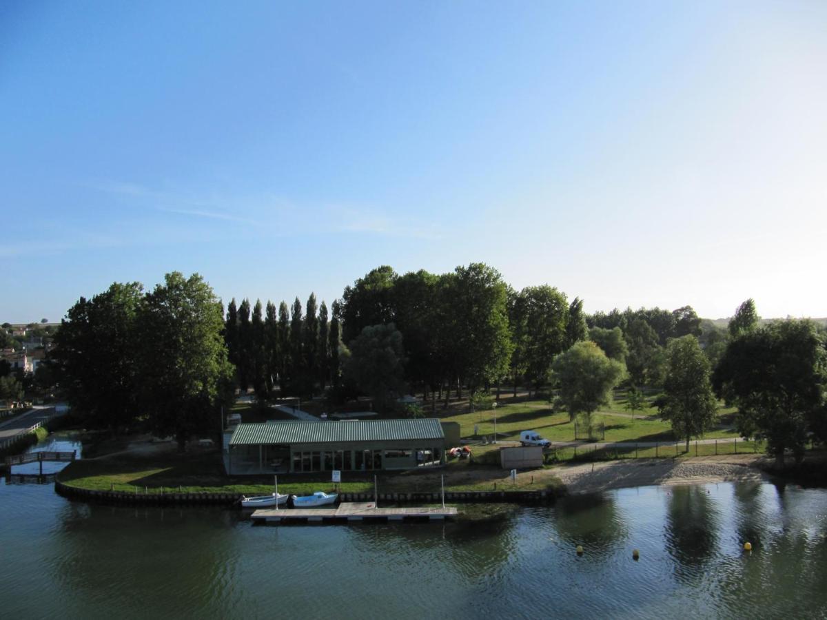 Camping Belle Riviere Chaniers Kültér fotó