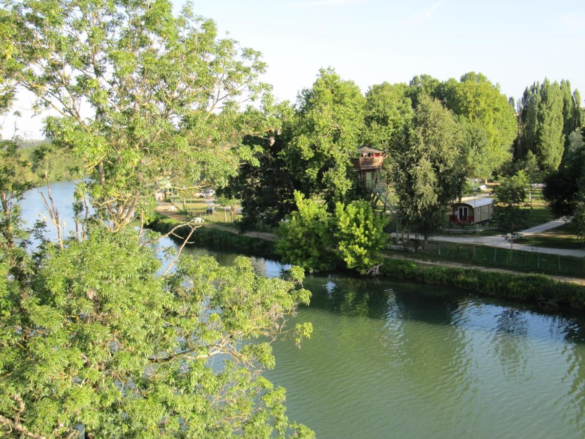 Camping Belle Riviere Chaniers Kültér fotó