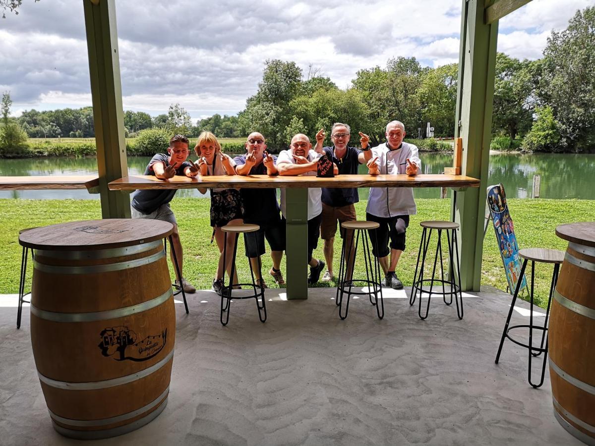 Camping Belle Riviere Chaniers Kültér fotó