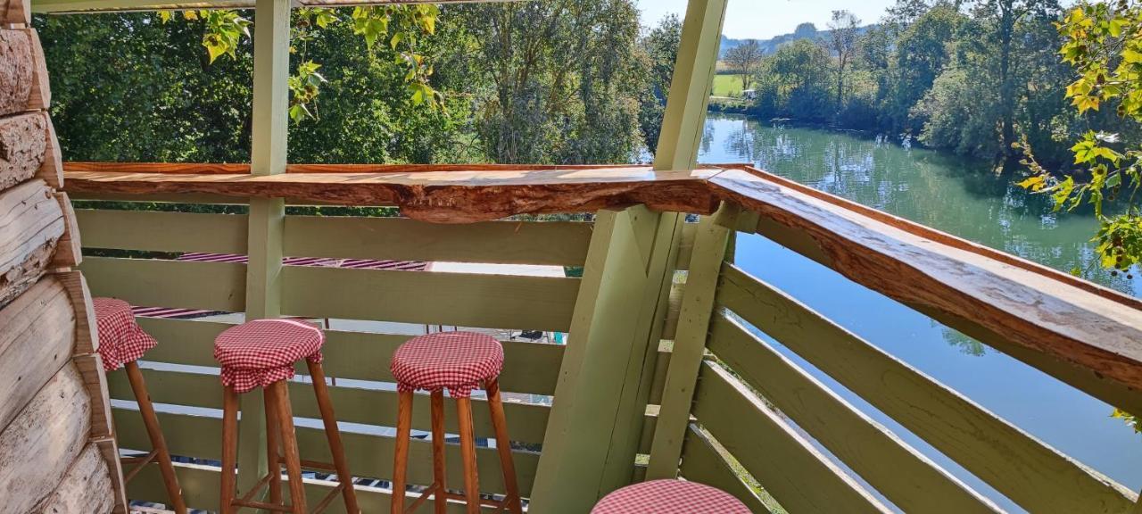 Camping Belle Riviere Chaniers Kültér fotó