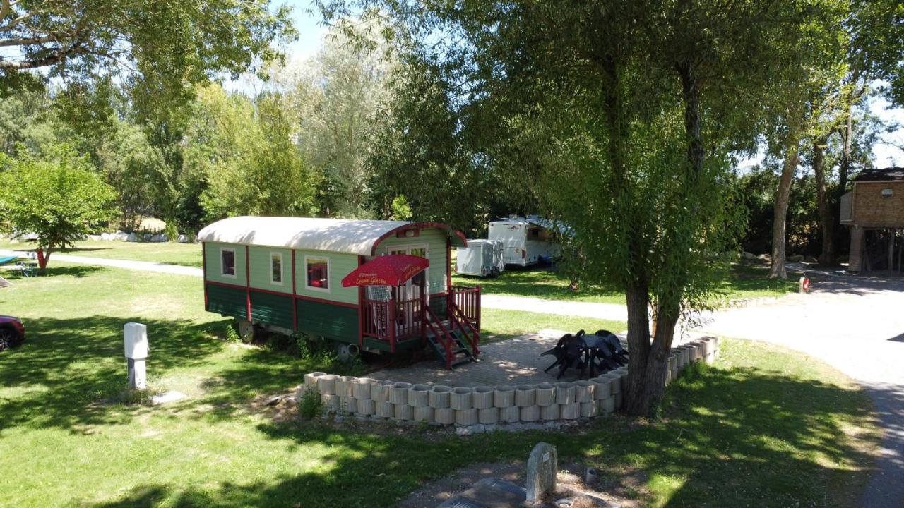 Camping Belle Riviere Chaniers Kültér fotó